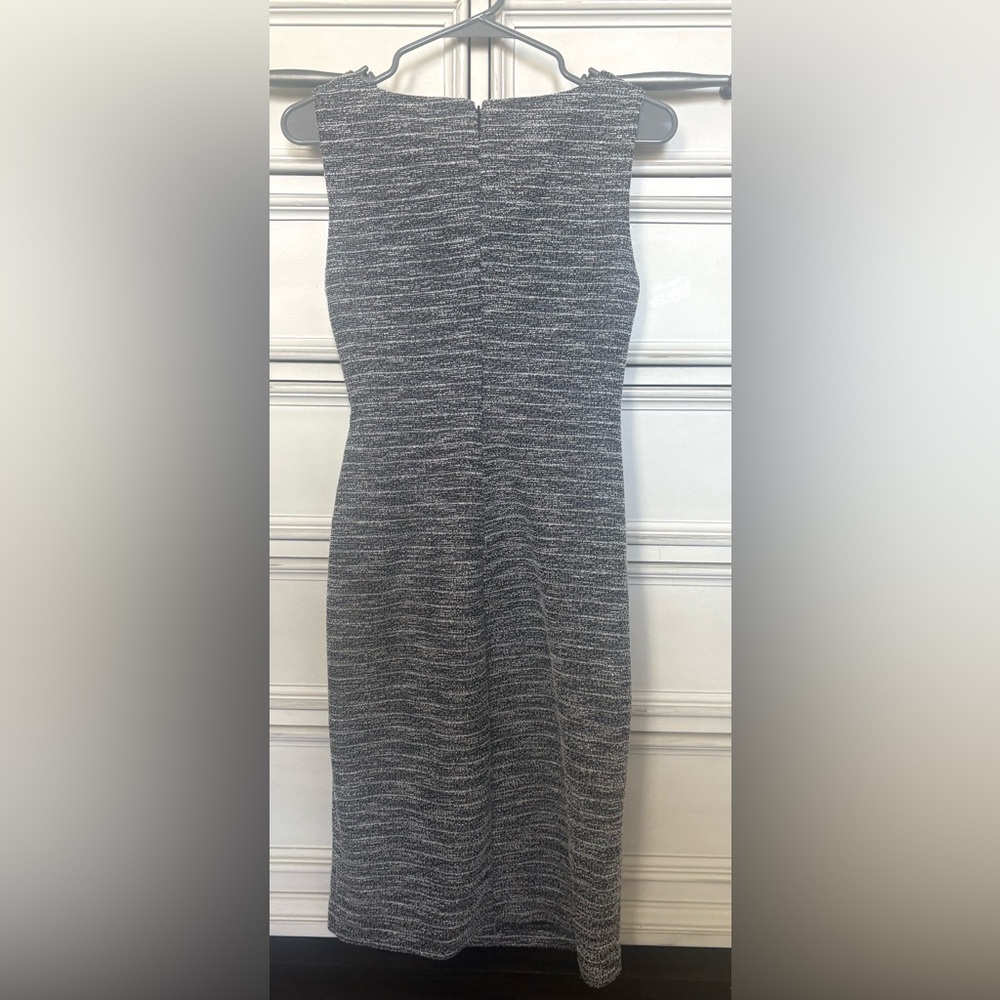 DKNY Women’s Size 2 Black White Textured Faux Wrap Sheath Work Dress - Picture 12 of 12
